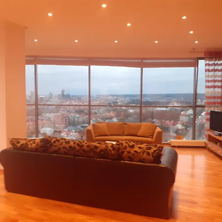 Luxury In Skyscraper Apartment Vilnius